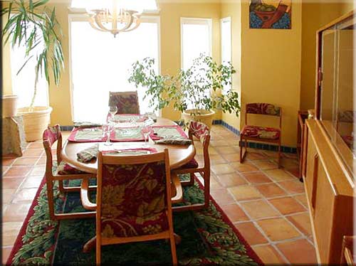 Harbourview Penthouse, Victoria Accommodation, BC, Canada