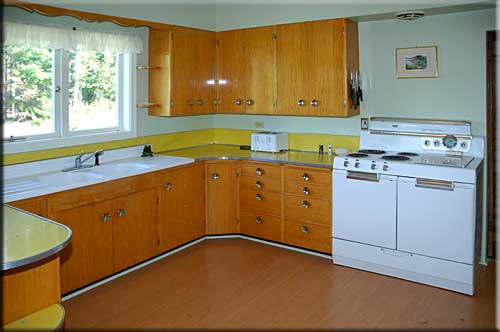 Harbour House, Sointula, Malcolm Island Accommodation, BC, Canada