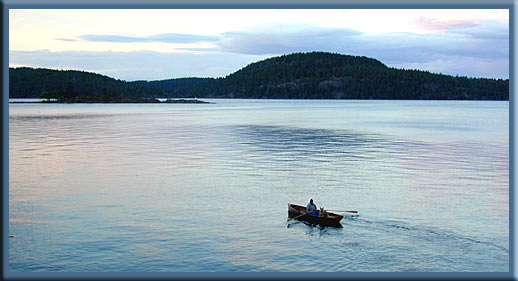 North Pender Island - Rowing into the sunset, Plumper Sound