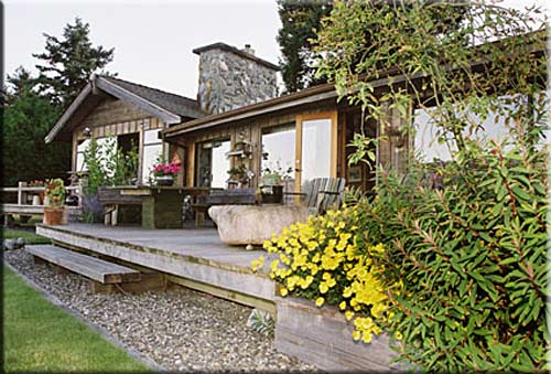 Campbell River Beach House, Campbell River accommodation, British Columbia, Canada