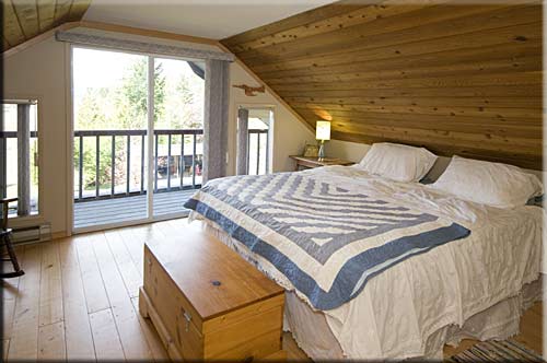 Bear Lake House, Mesachie Lake lakefront accommodation, British Columbia, Canada