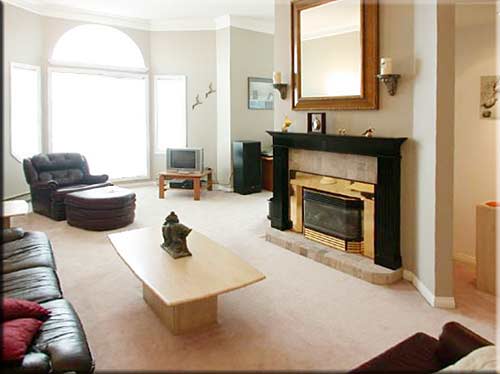 Harbourview Penthouse, Victoria Accommodation, BC, Canada