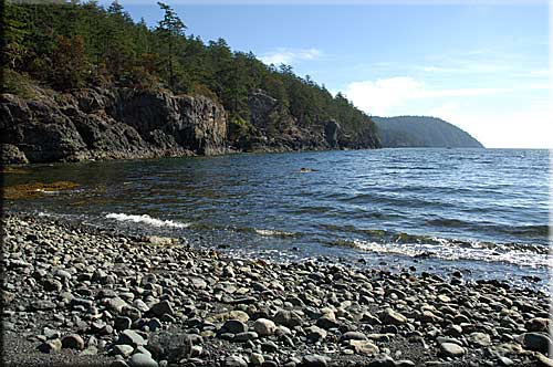 Sea Changes Cottage, Lasqueti Island Accommodation