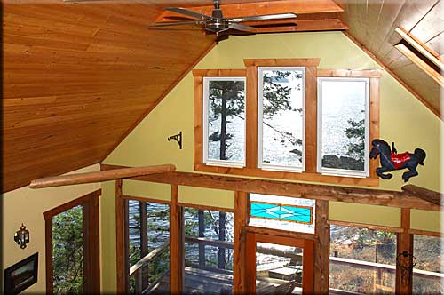 Sea Changes Cottage, Lasqueti Island Accommodation