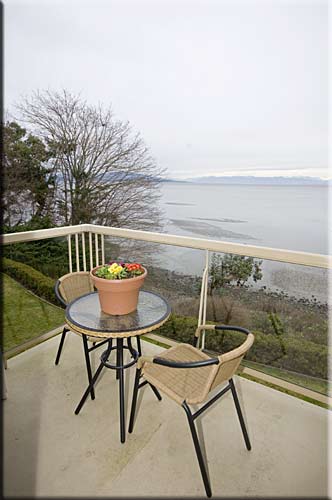 Rathtrevor Beach Waterfront Condo, Parksville waterfront condominium, British Columbia, Canada