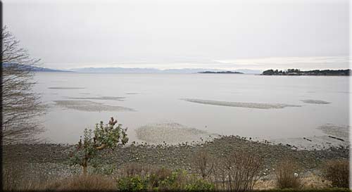 Rathtrevor Beach Waterfront Condo, Parksville waterfront condominium, British Columbia, Canada